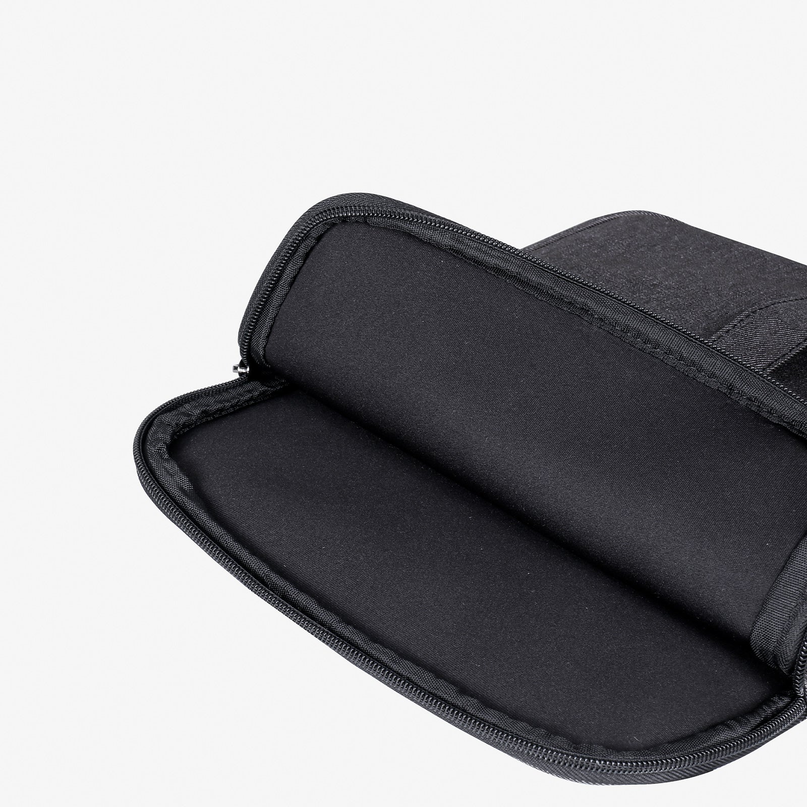 BERTASCHE TABLET IPAD SLEEVE